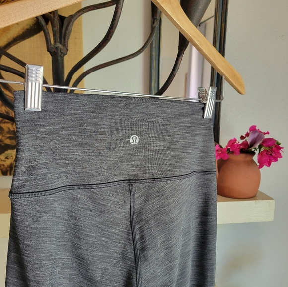 LULULEMON Heather Graphite Gray Leggings - Picture 3 of 13